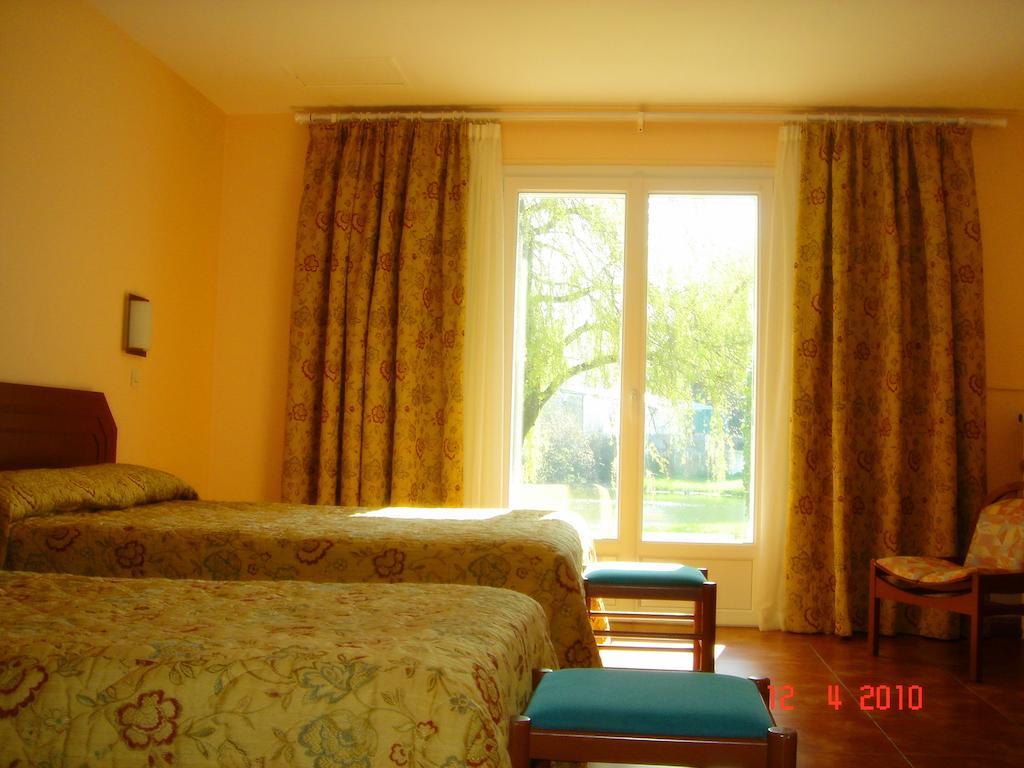 Motel Des Bruyeres Lamotte-Beuvron Phòng bức ảnh